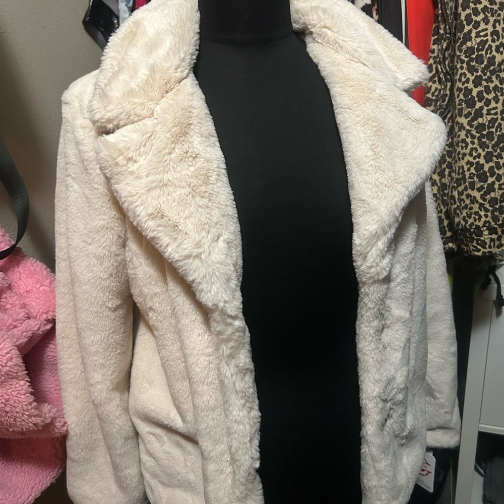 Elegant Cream Teddy Jacket